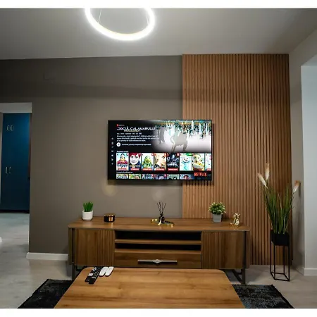 The Blue Sanctuary By Blvd 70B2 - Free Parking-2